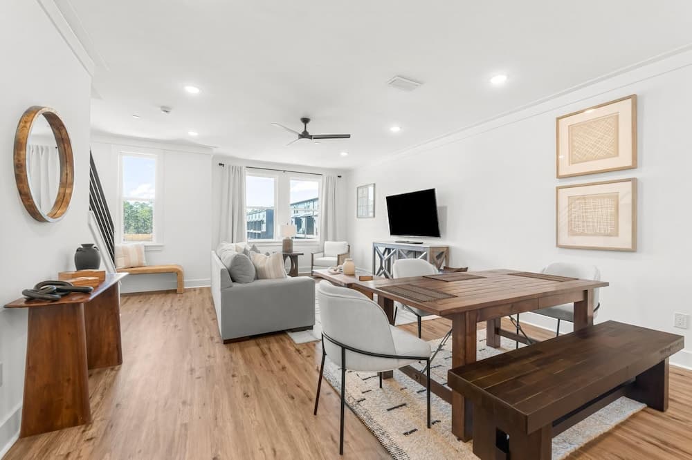 Coastal Allure - Image 6