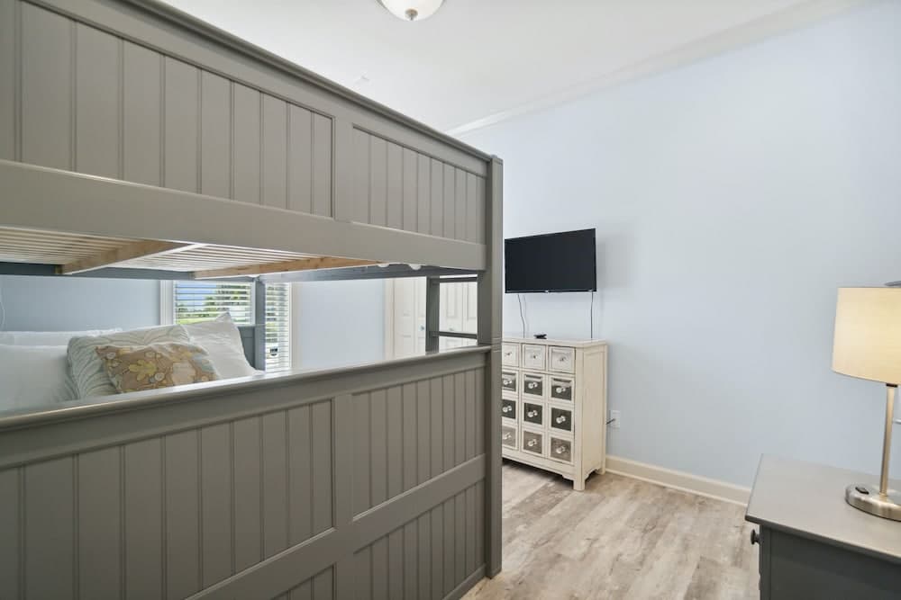 Crows Nest - Image 10