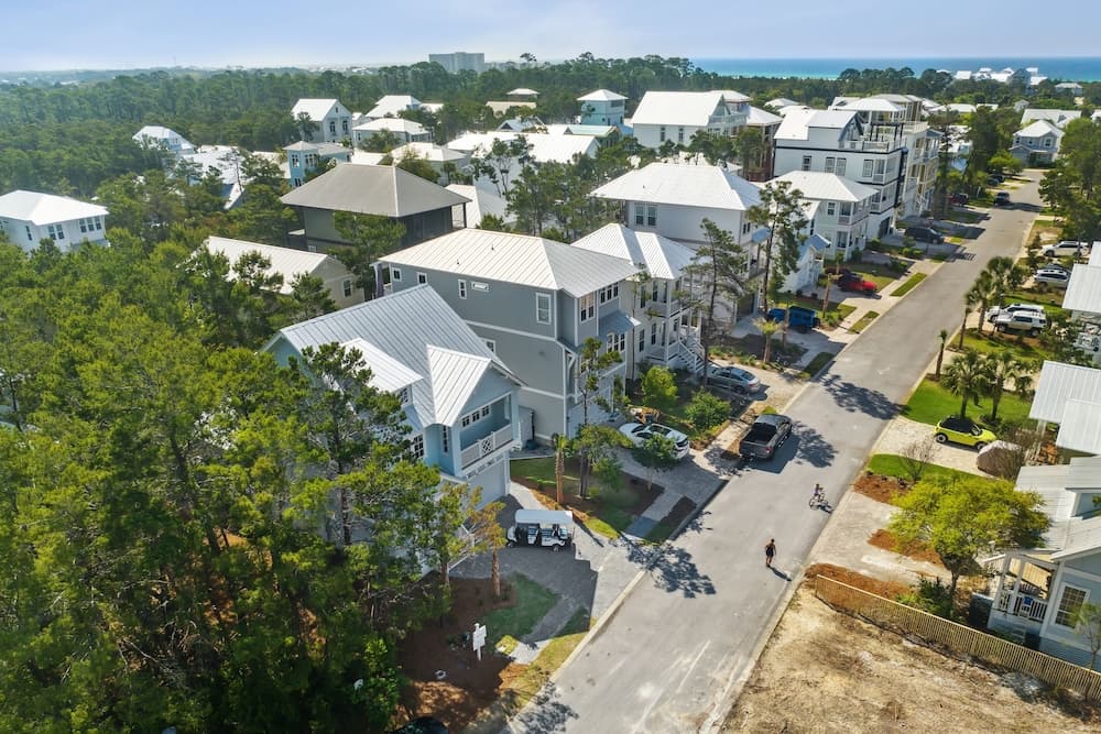 Harlies House - Image 3