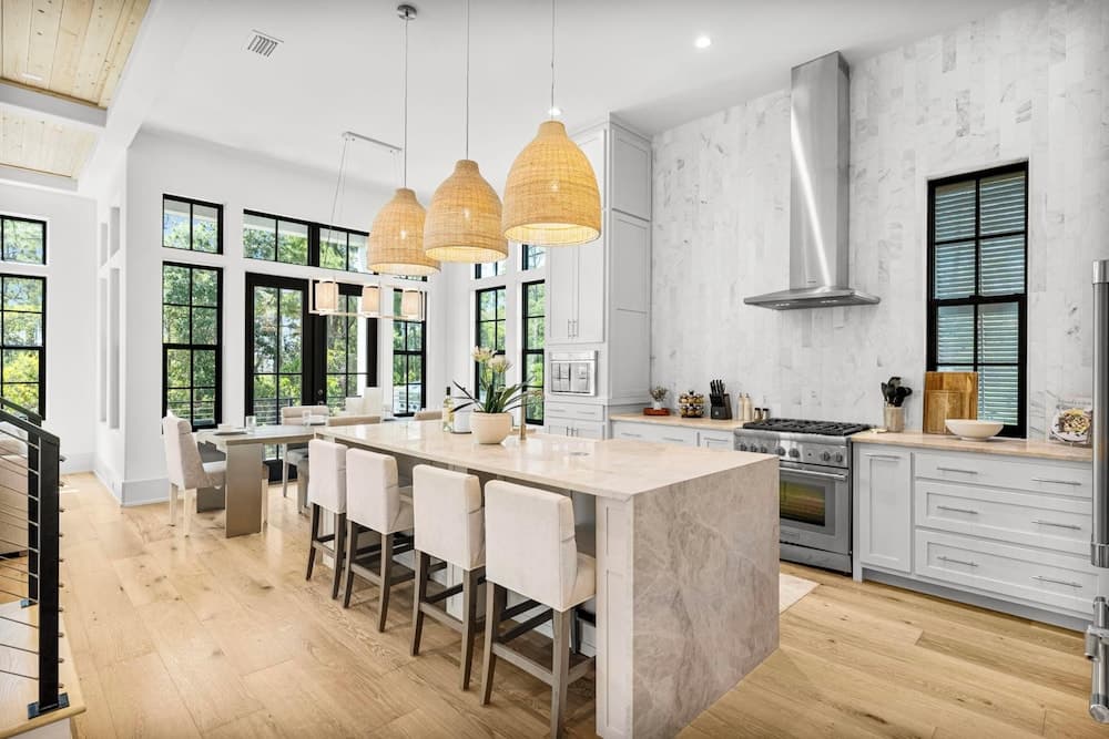 Mia's Beach House - Image 5