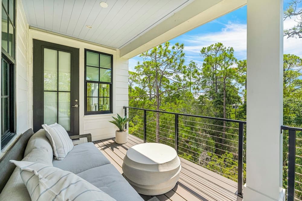 Mia's Beach House - Image 34