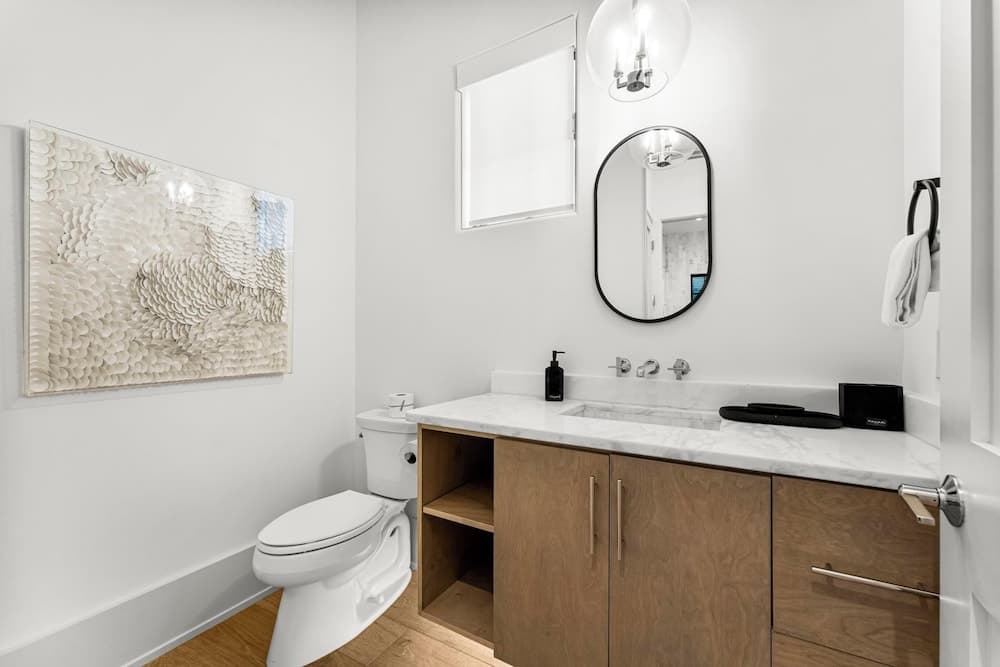 Mia's Beach House - Image 29