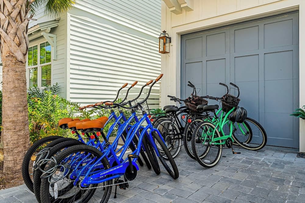 Mia's Beach House - Image 37