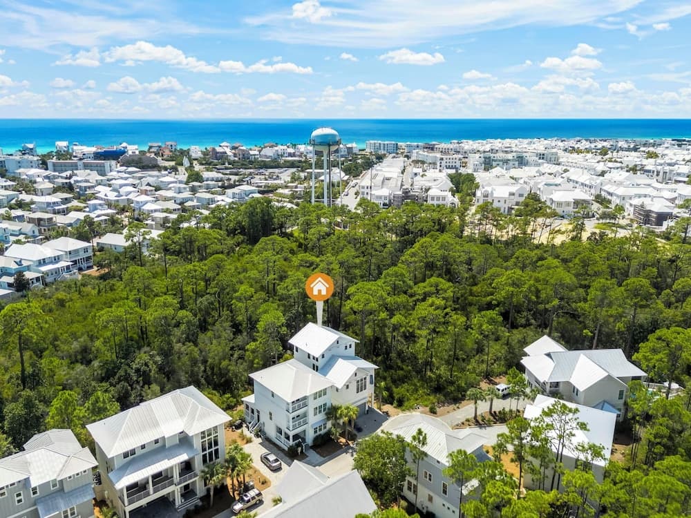 Mia's Beach House - Image 44