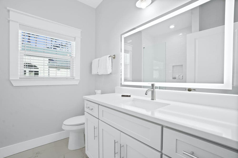 Summer Lovin - Image 36