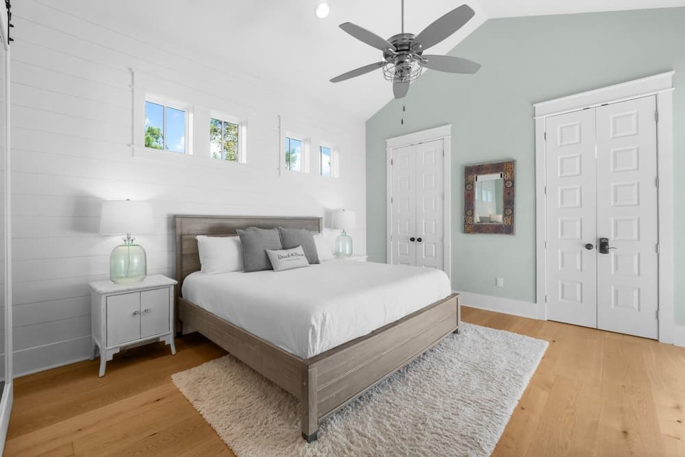 Under the Palms - Image 19