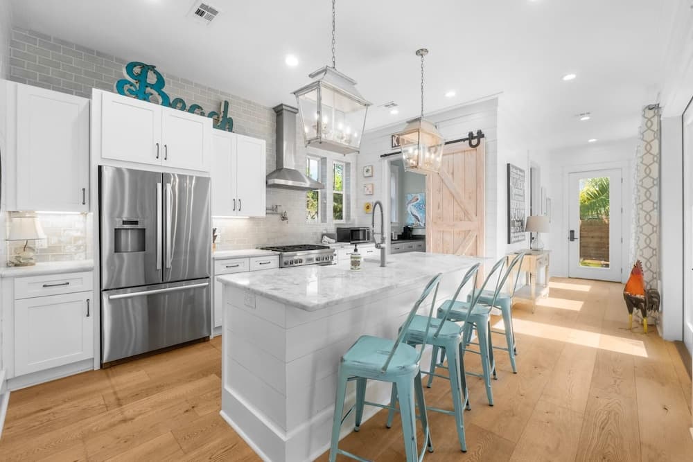 Under the Palms - Image 5