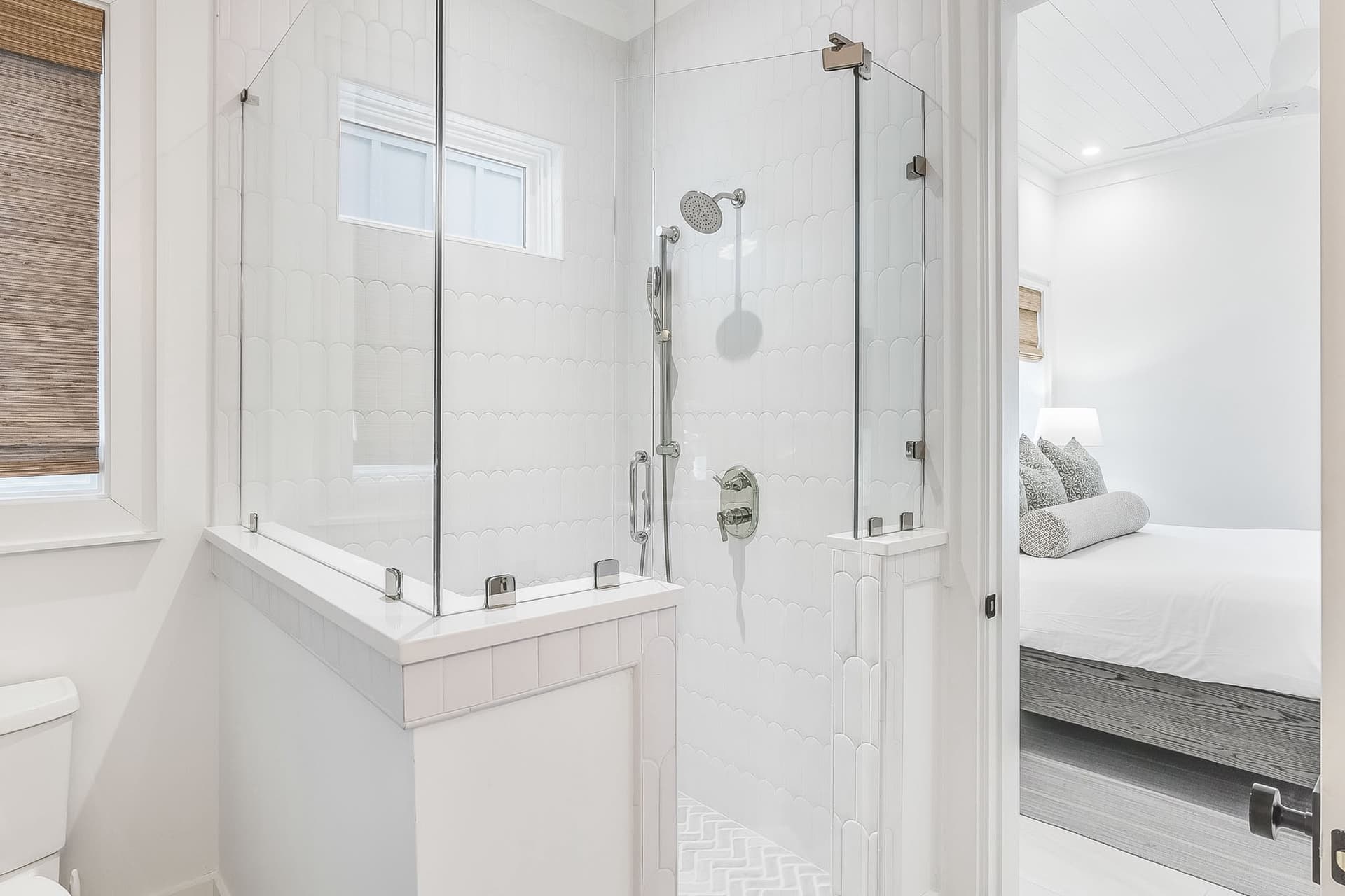 Mischievous Mermaid - Image 18