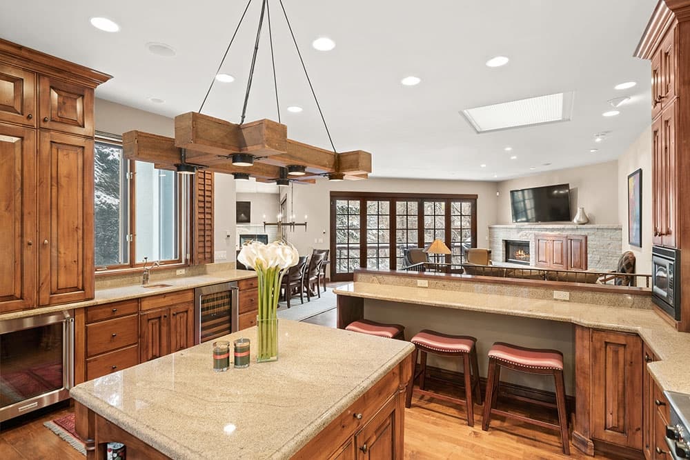 Park Avenue Residence #315 - Image 3