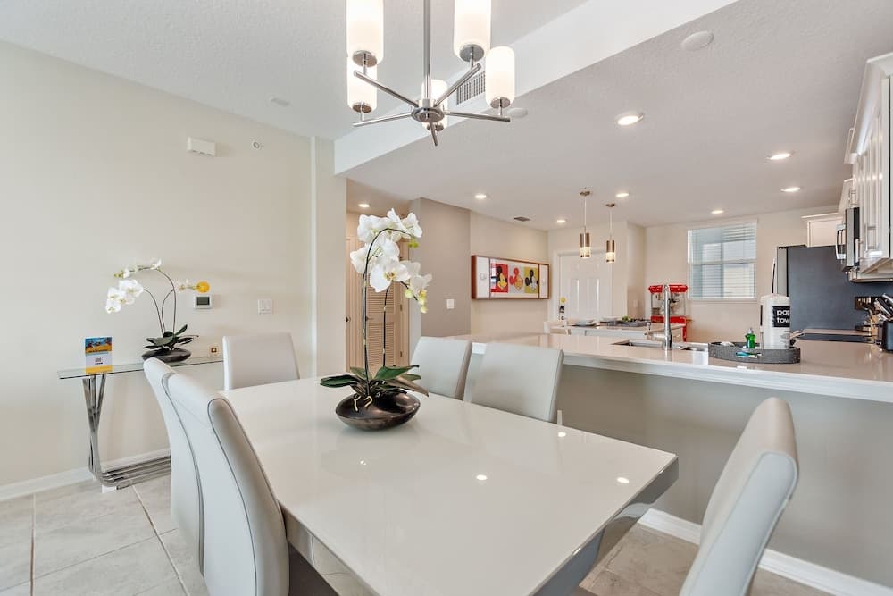 Paradox Circle #304 - Image 6