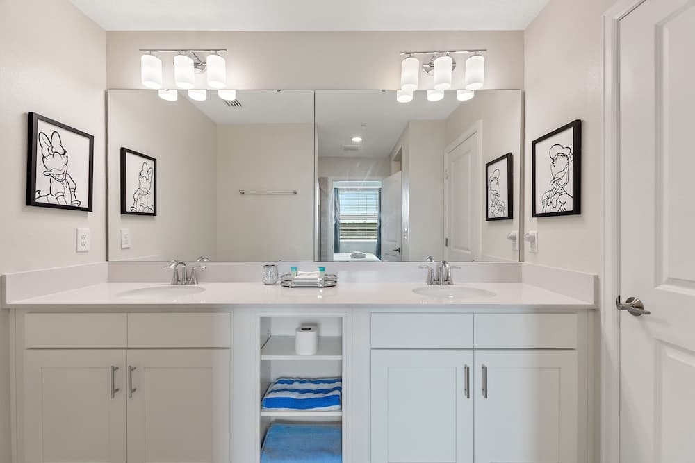 Paradox Circle #304 - Image 14