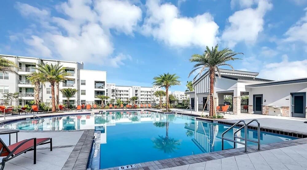 Paradox Circle #304 - Image 20