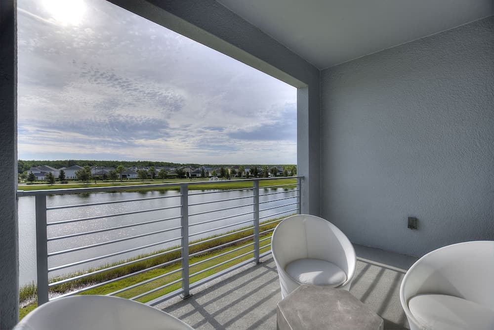 Paradox Circle #304 - Image 16