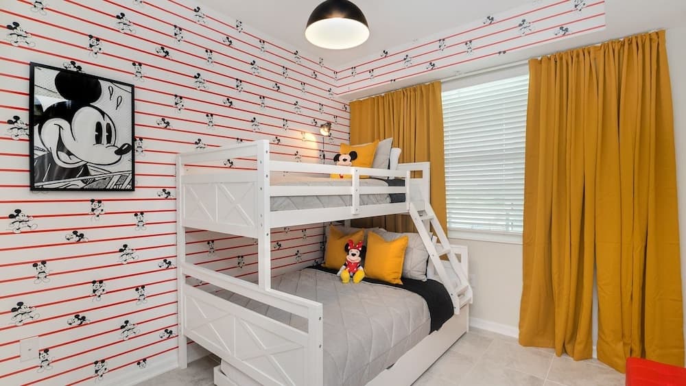 Paradox Circle #303 - Image 7