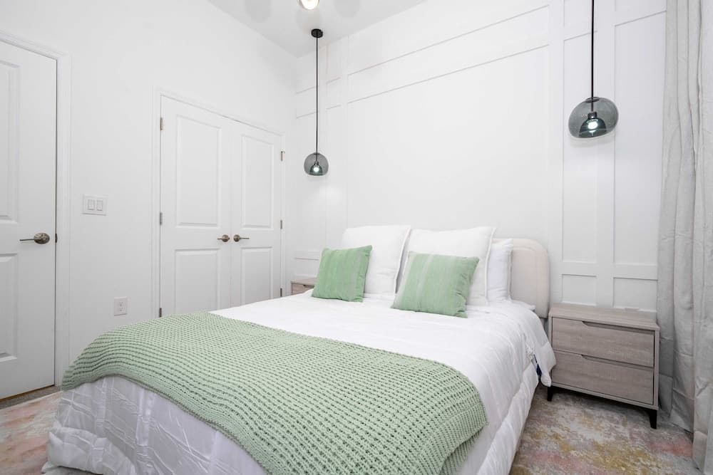 Paradox Themed Apartment #402 - Image 15