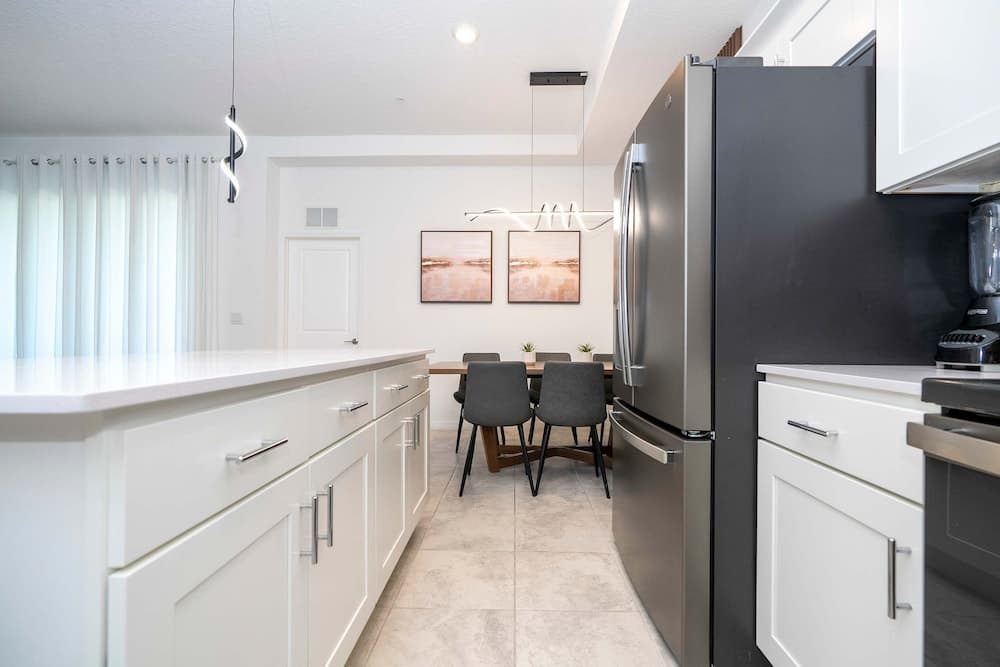 Paradox Themed Apartment #402 - Image 9