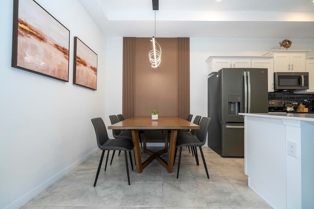 Paradox Themed Apartment #402 - Image 7