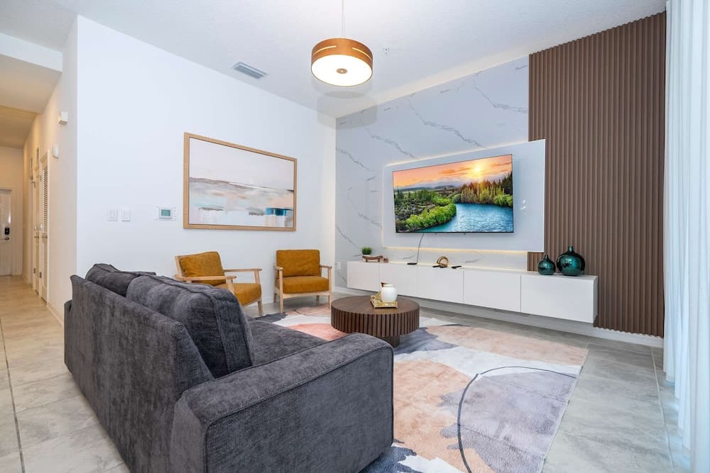 Paradox Themed Apartment #402 - Image 3