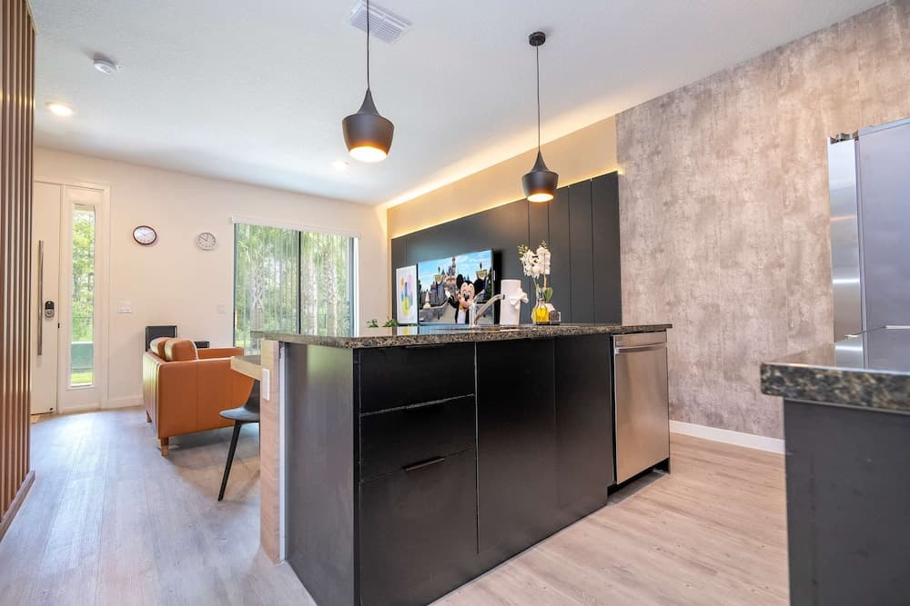 Tranquil Townhouse #3221 - Image 11