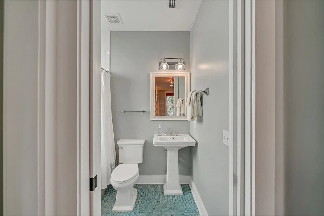 Bella Sol - Image 35