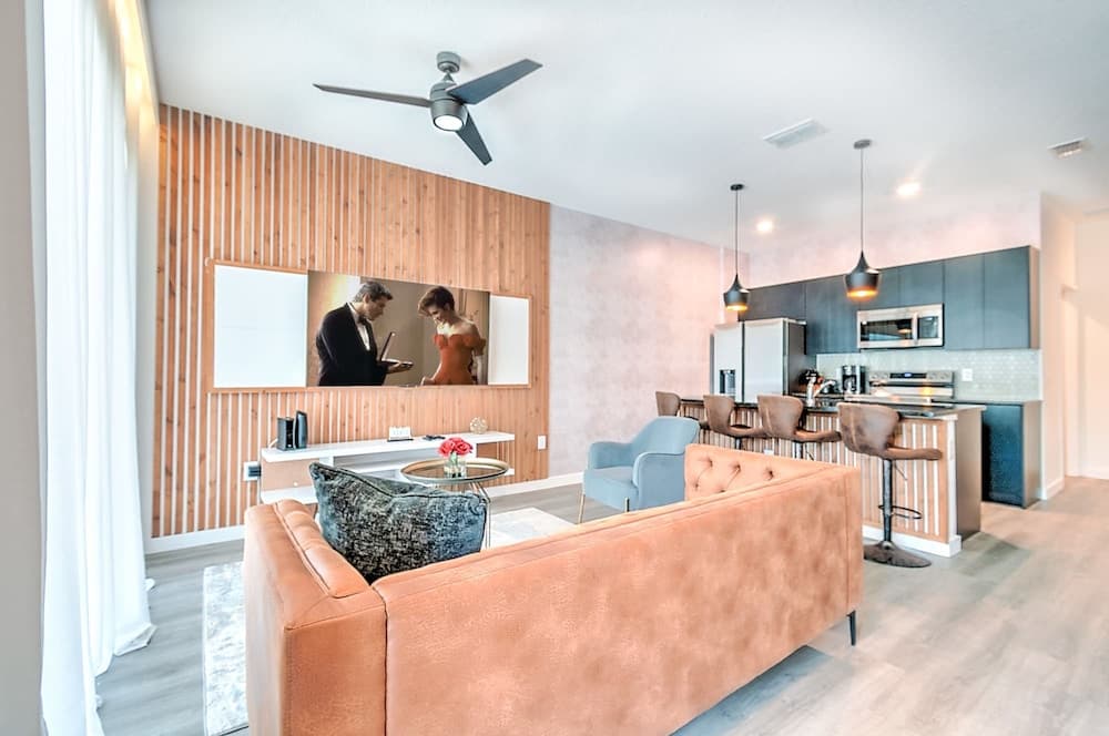 Sapphire Stay - Image 8