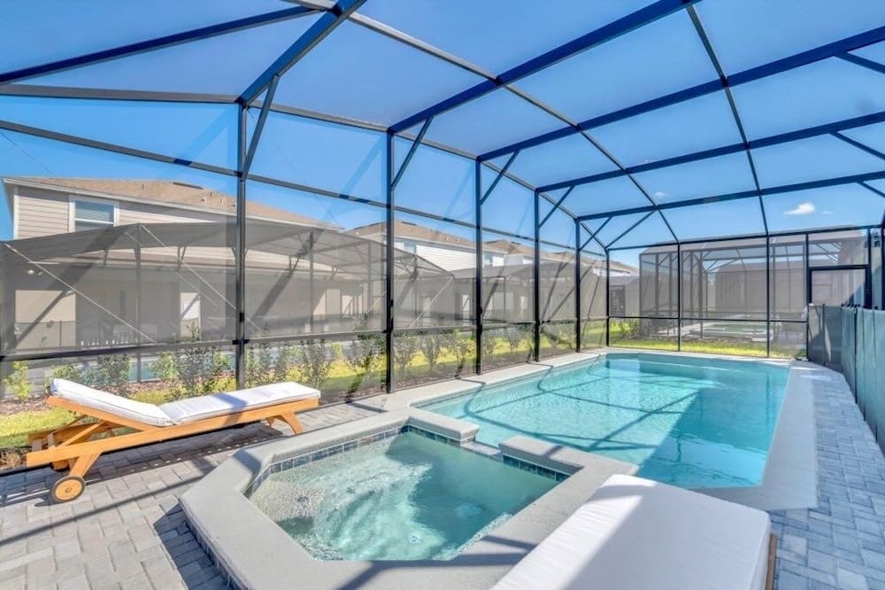 Lavender Villa - Image 2