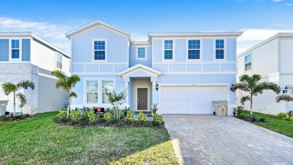 Windsor Spire - Image 2