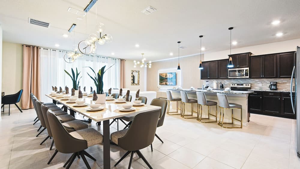 Windsor Spire - Image 5