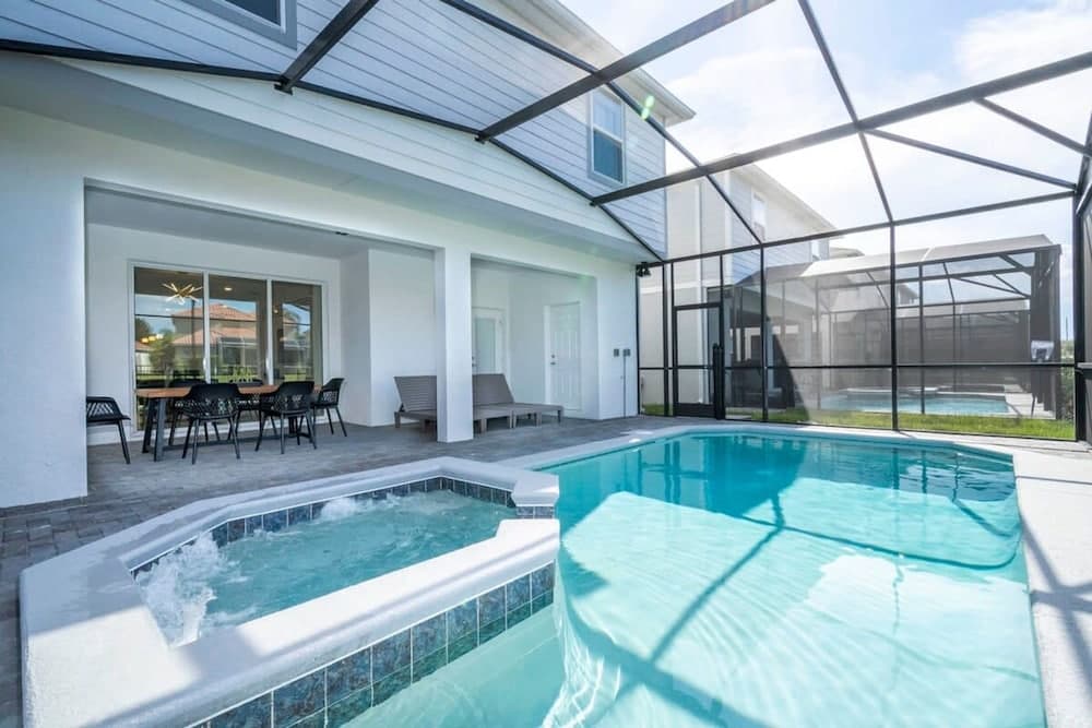 Windsor Island #3961 - Image 2