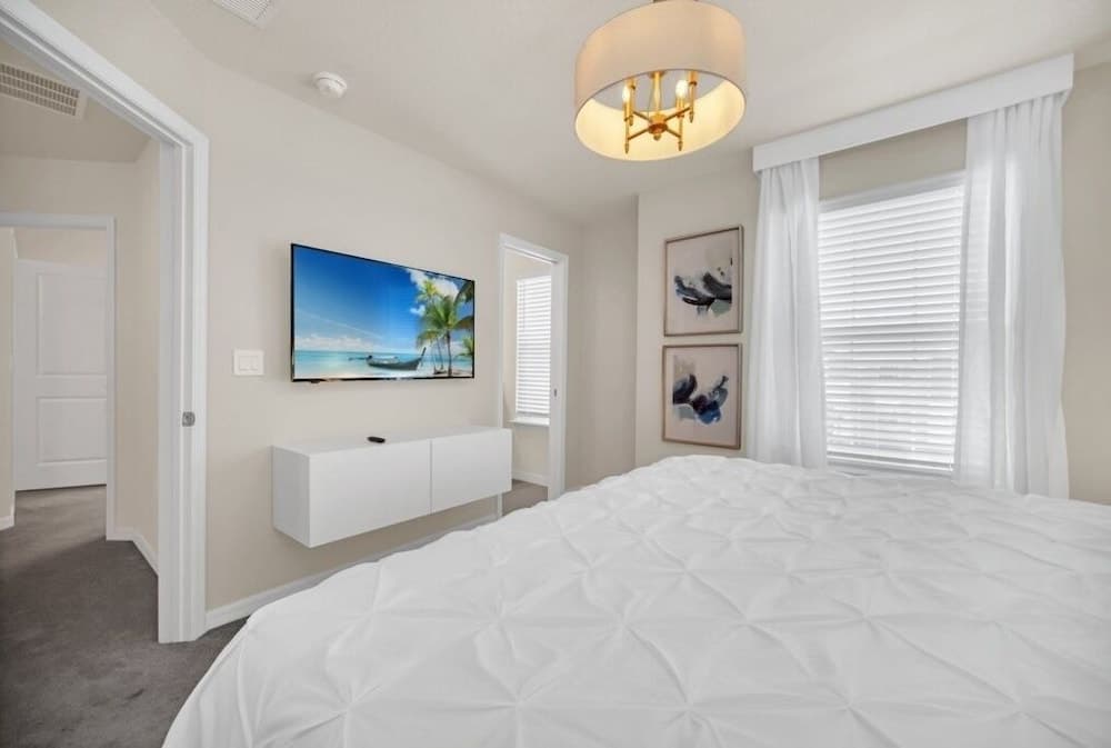 Lana Divers Villa - Image 18