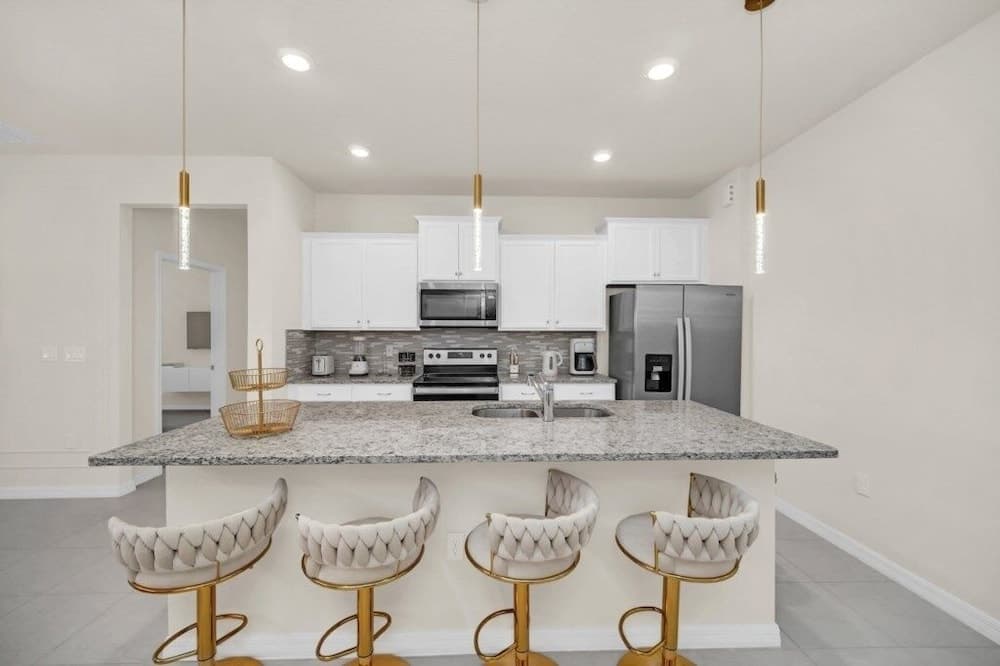 Lana Divers Villa - Image 10