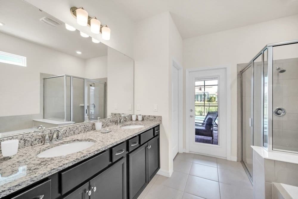 Lana Divers Villa - Image 36