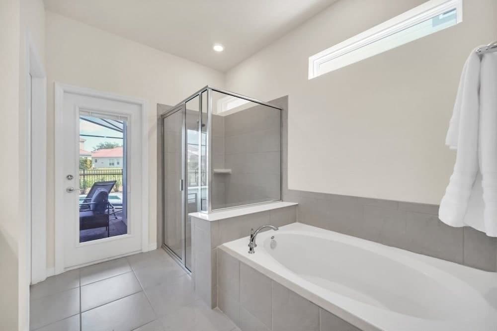 Lana Divers Villa - Image 37