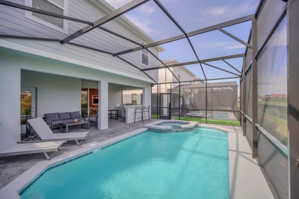 Lana Divers Villa - Image 2