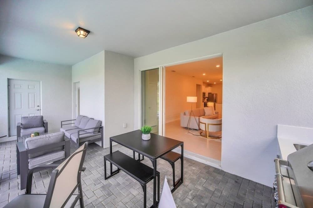 Lana Divers Villa - Image 45