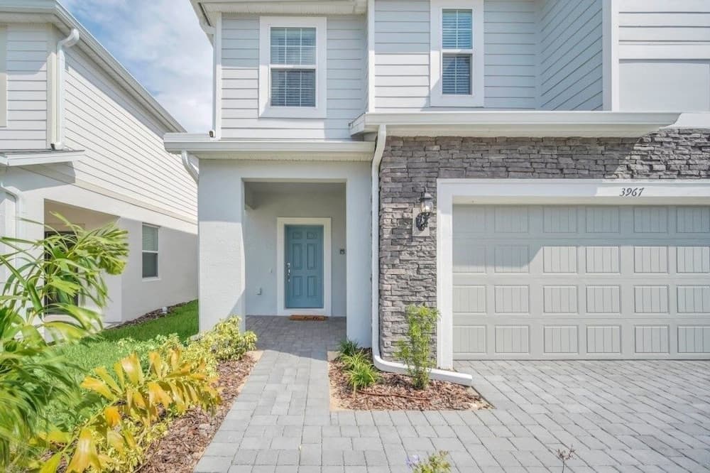 Lana Divers Villa - Image 50