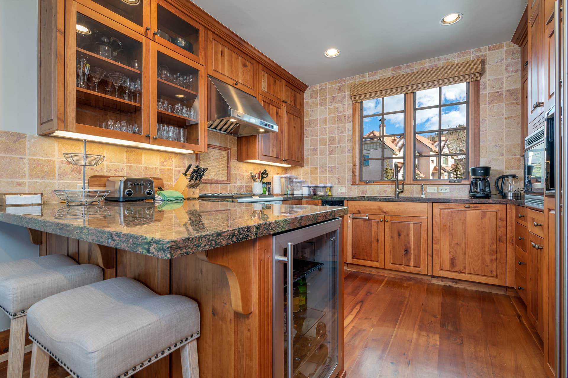 Chalet du Valais at Aspen Ridge - Image 3