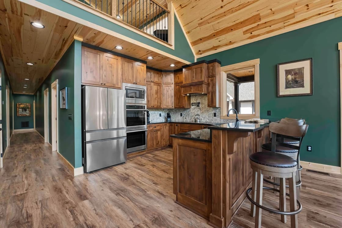 Black Bear Lodge - Image 3