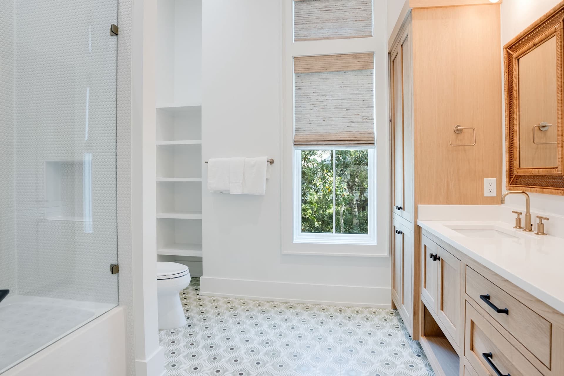 Shore To Have Fun - Image 26