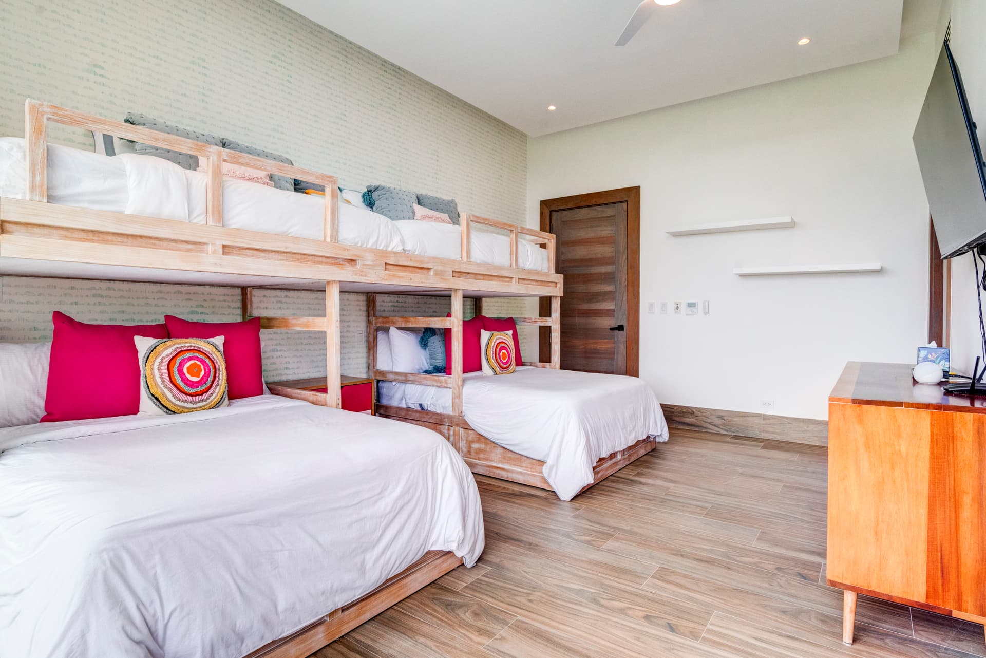 Hacienda Solstice - Image 19