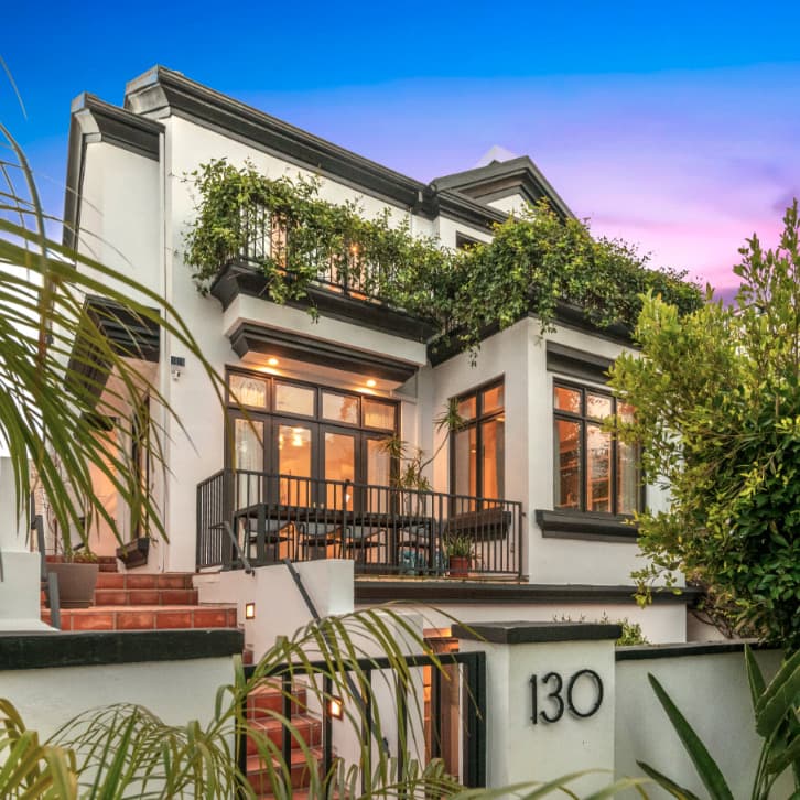 Reef Mall Villa - Image 64