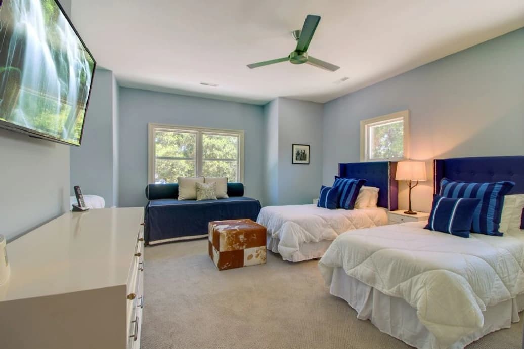 Grand Pavilion - Image 17