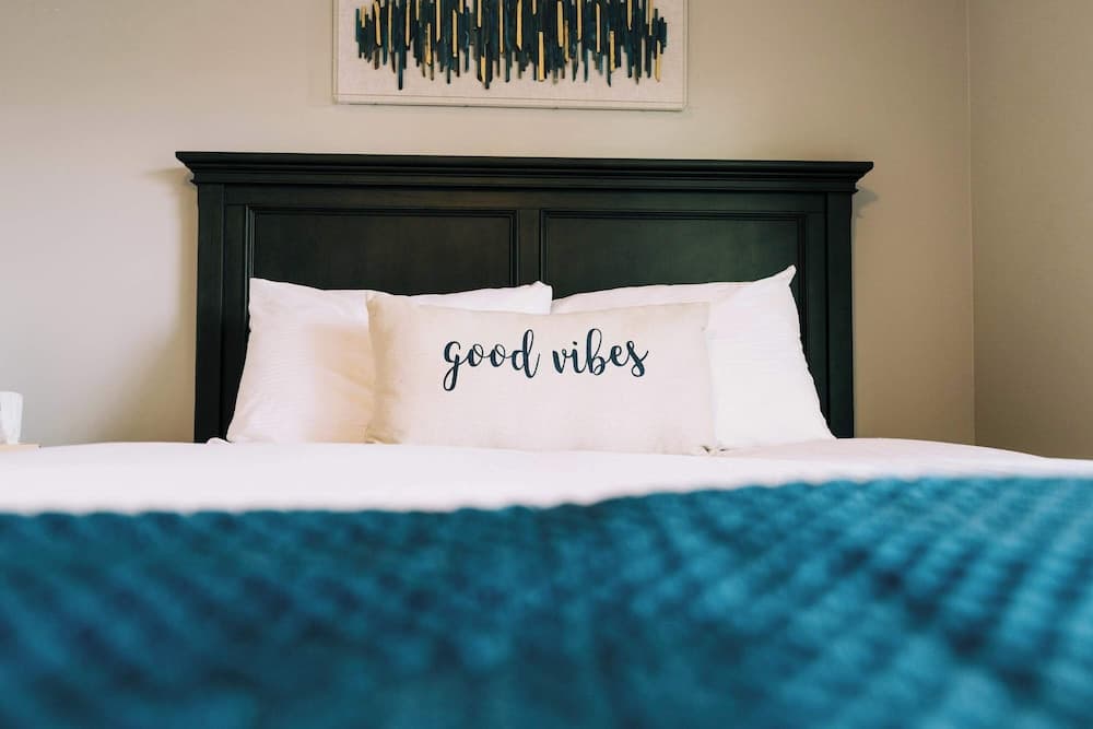 Old Scottsdale Retreat - Image 7