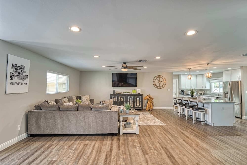 Old Scottsdale Retreat - Image 10