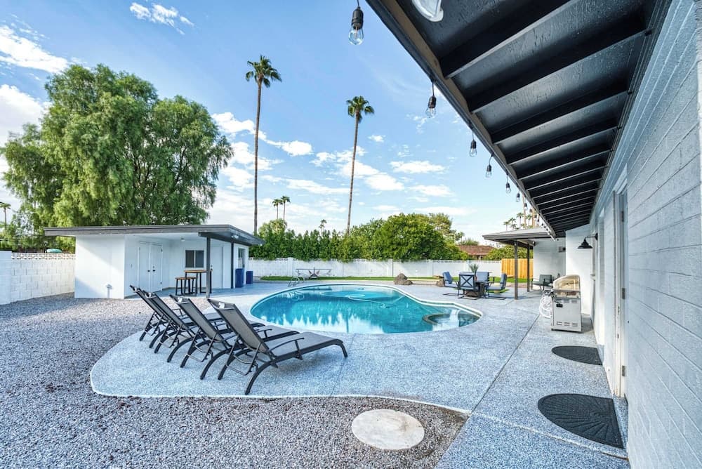 Old Scottsdale Retreat - Image 18