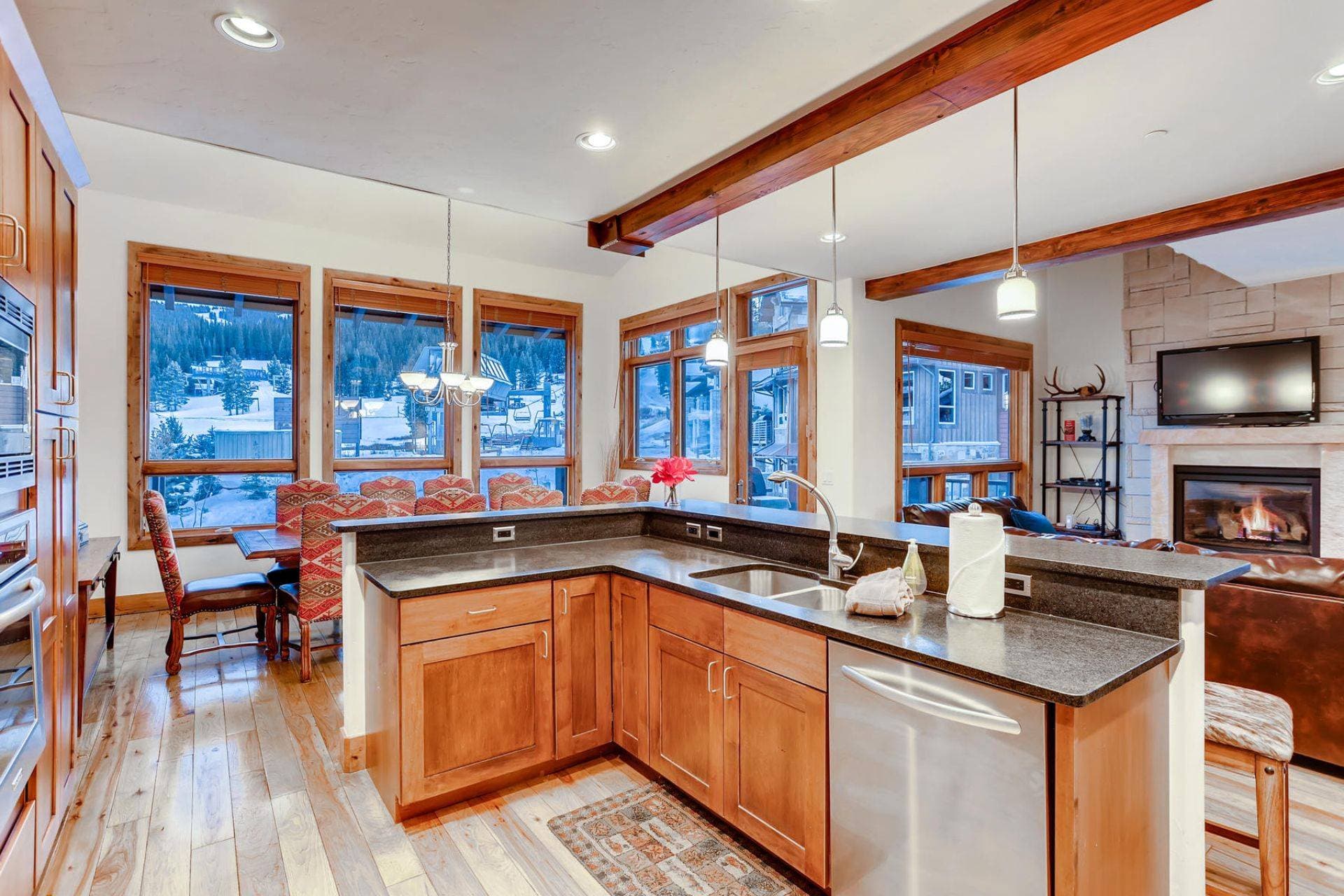 Beeler House - Image 7