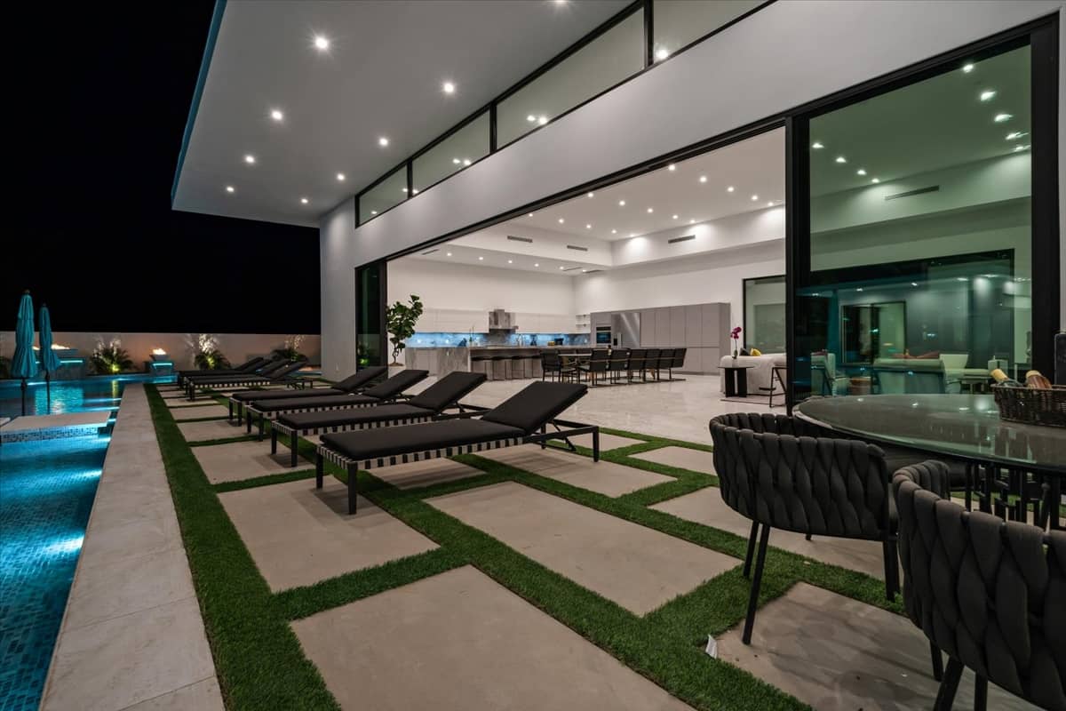 Bravo Villa #10 - Image 91