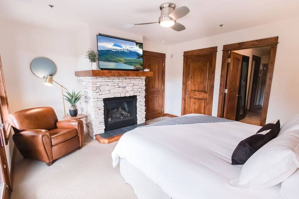 Seasons #607 - Image 32