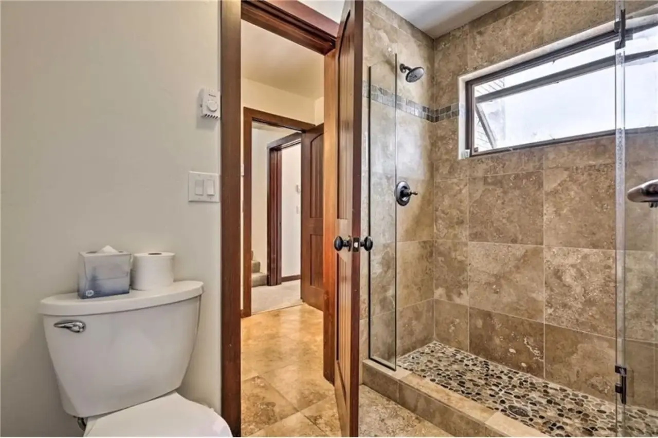 Powder and Par - Image 6