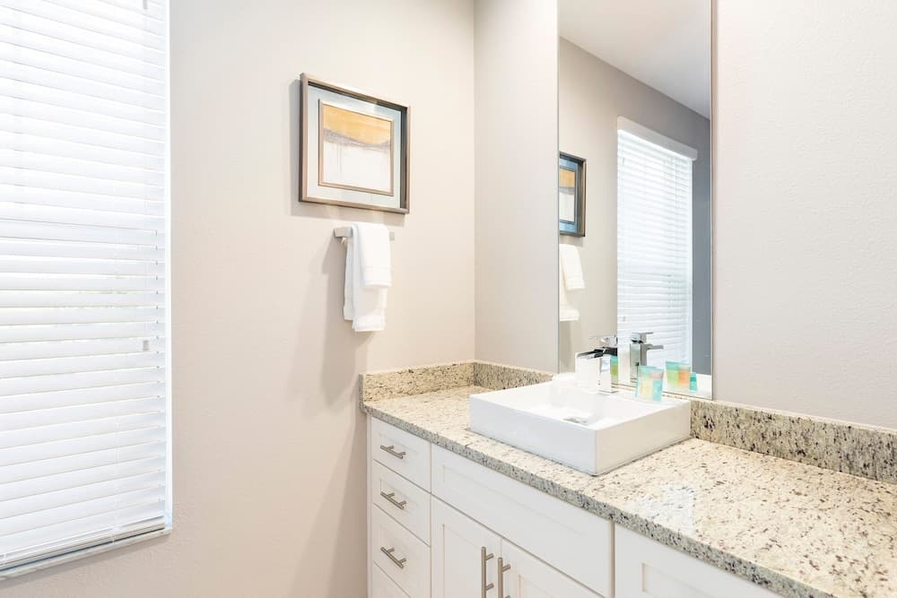 Summerville Townhome #2604 - Image 12